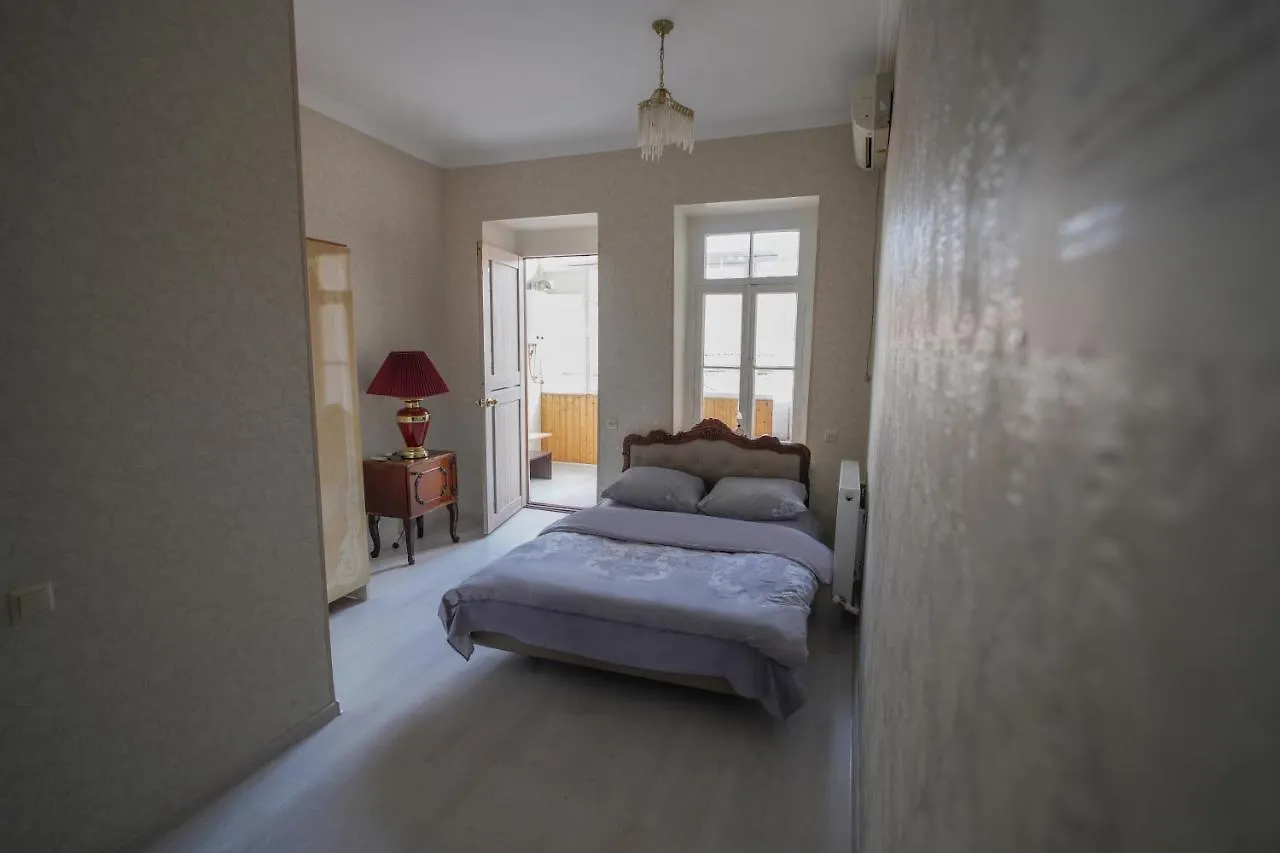 Leon Rooms Tbilisi