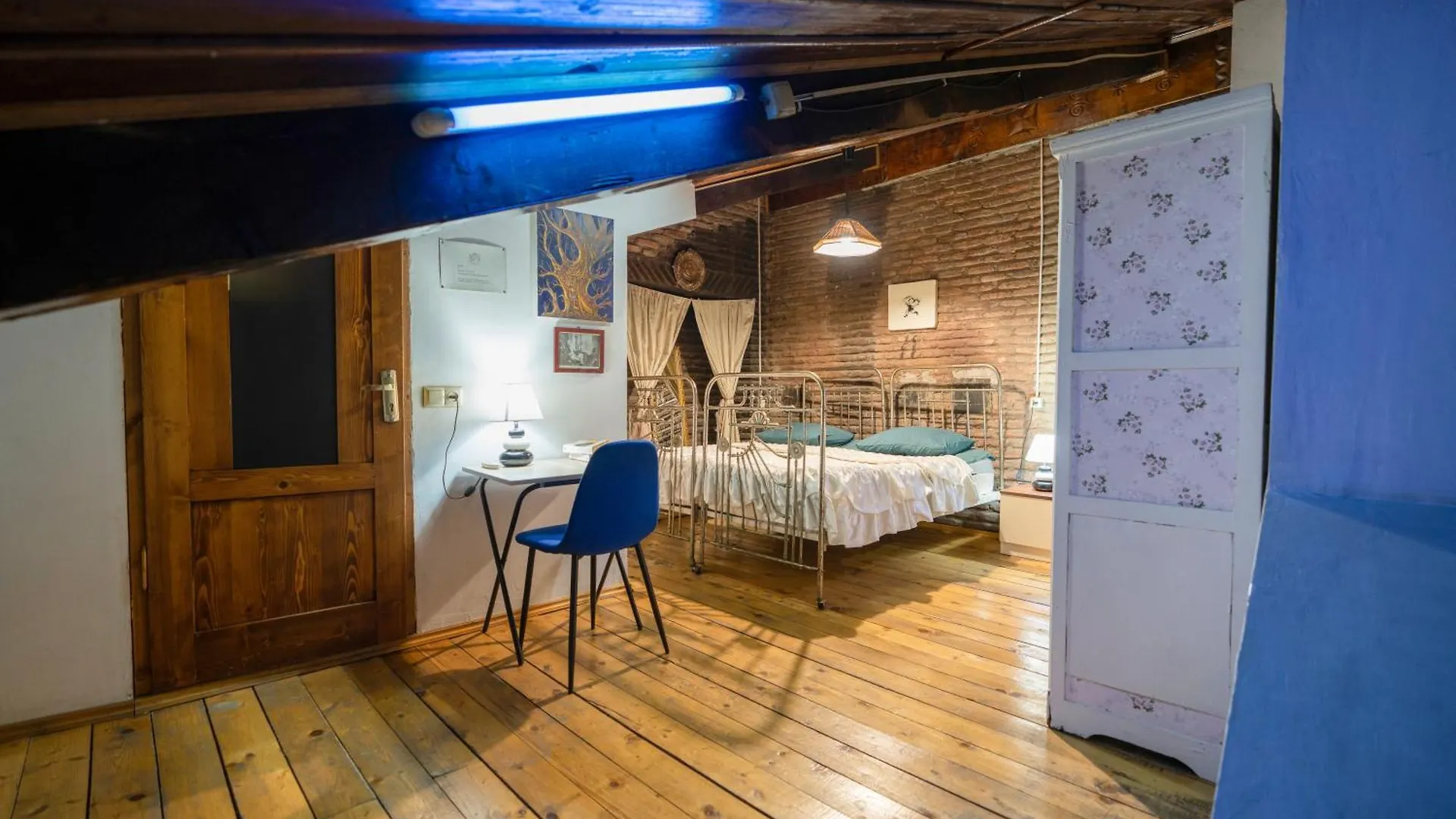 Leon Rooms Tbilisi Gæstehus