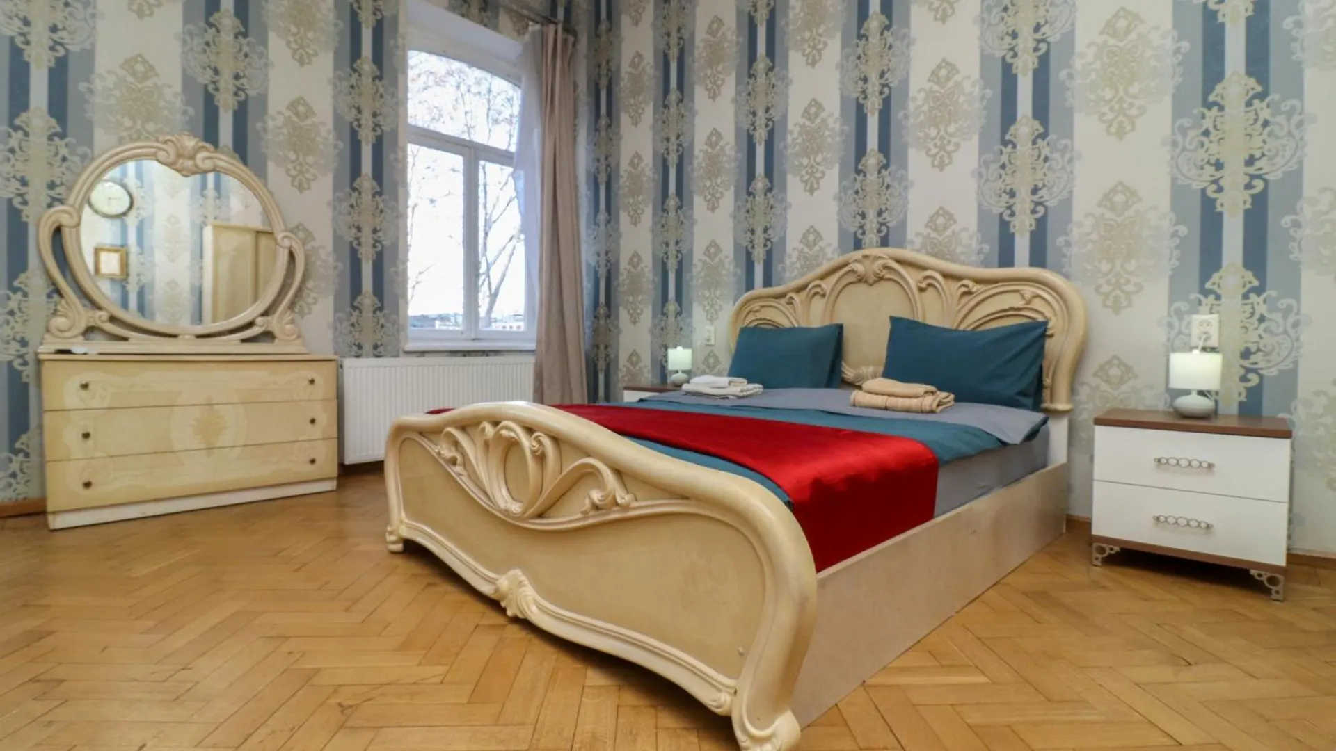 Leon Rooms Tbilisi 2*,  Georgien