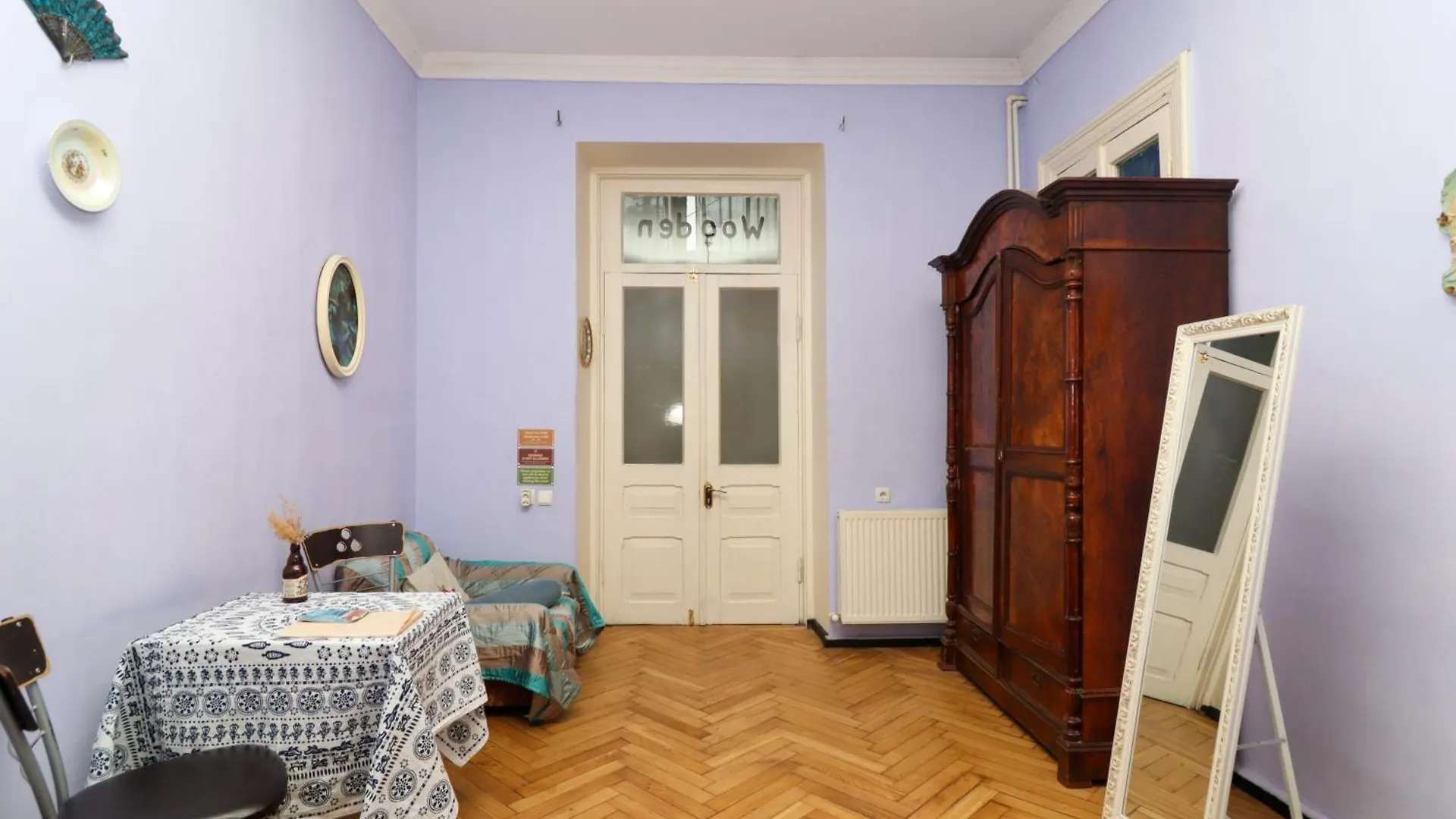 Leon Rooms Tbilisi Gæstehus