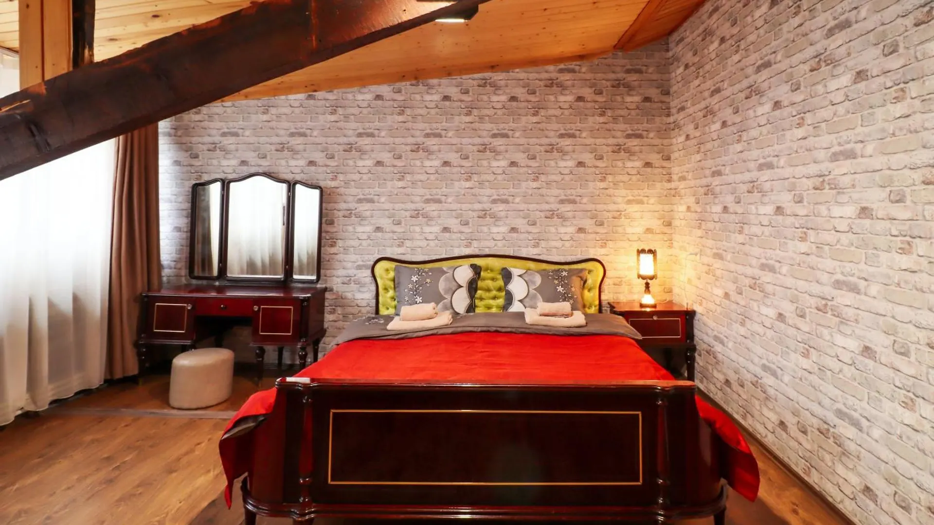 Leon Rooms Tbilisi Gæstehus