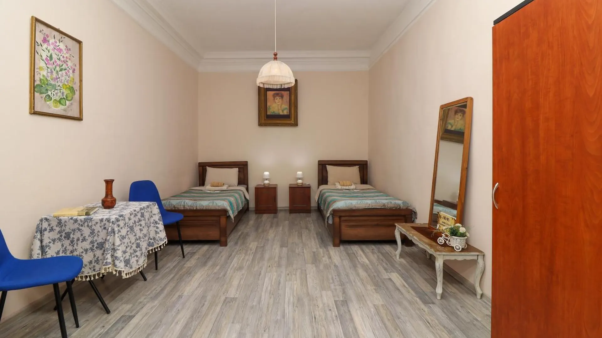 Leon Rooms Tbilisi Casa de hóspedes