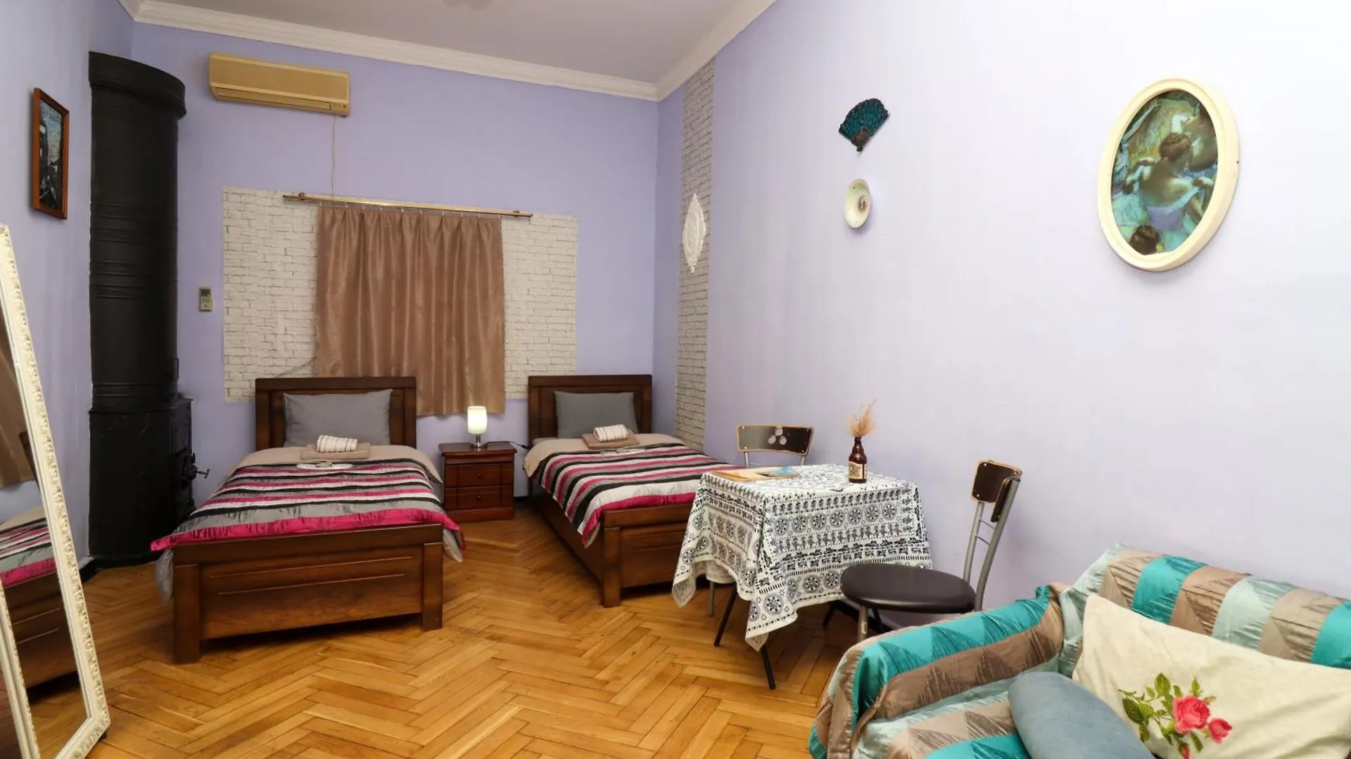 Casa de hóspedes Leon Rooms Tbilisi